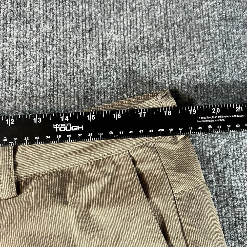 The North Face Rockaway Shorts Mens 38 Beige Hiking‎ Shorts